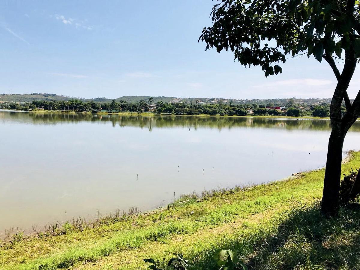 Margem da Lagoa Santa Bagian luar foto